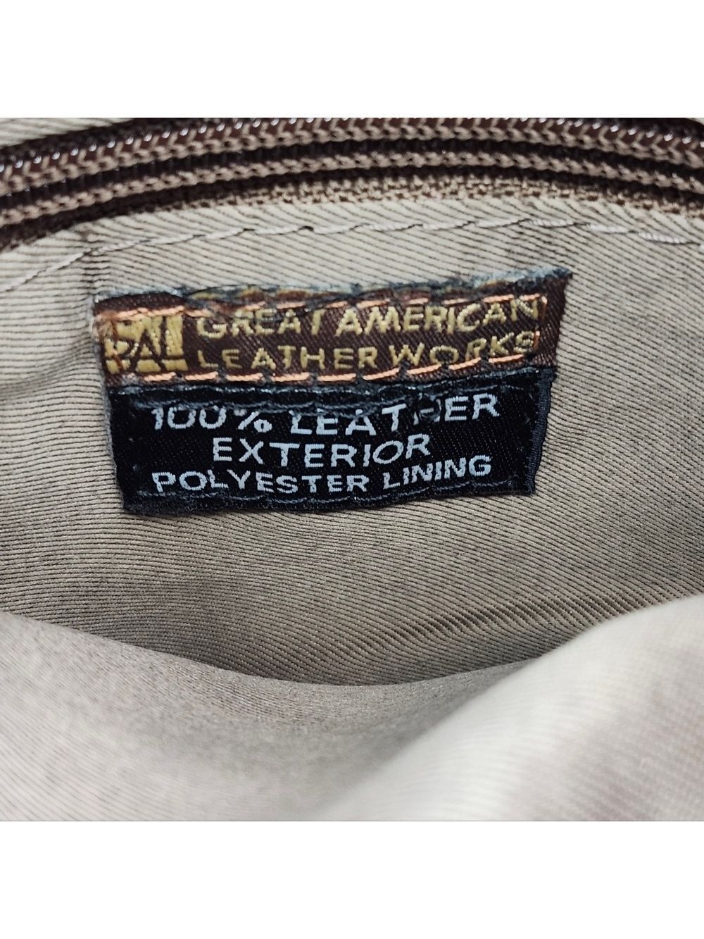 Great American Leathrr Works Chic Brown Leather Shoulder Bag - Picture 6 of 7